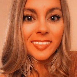 Meet your Posher, Valerie